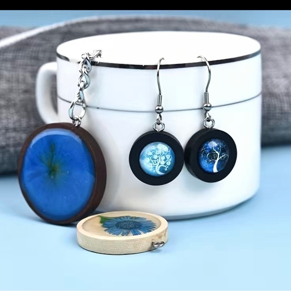 100pcs Mini Screw Eye Pins Eye Pin Eyelets Screw Hooks - Picture 2 of 5